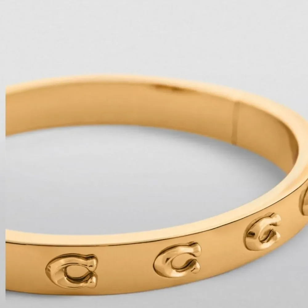 Coach Logo C Hinged Bangle Bracelet‎ - Picture 2 of 10